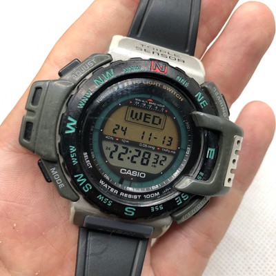 CASIO 1470 PRT-40 Vintage Pro Trek Triple Sensor Compas Alti Baro Japan Watch