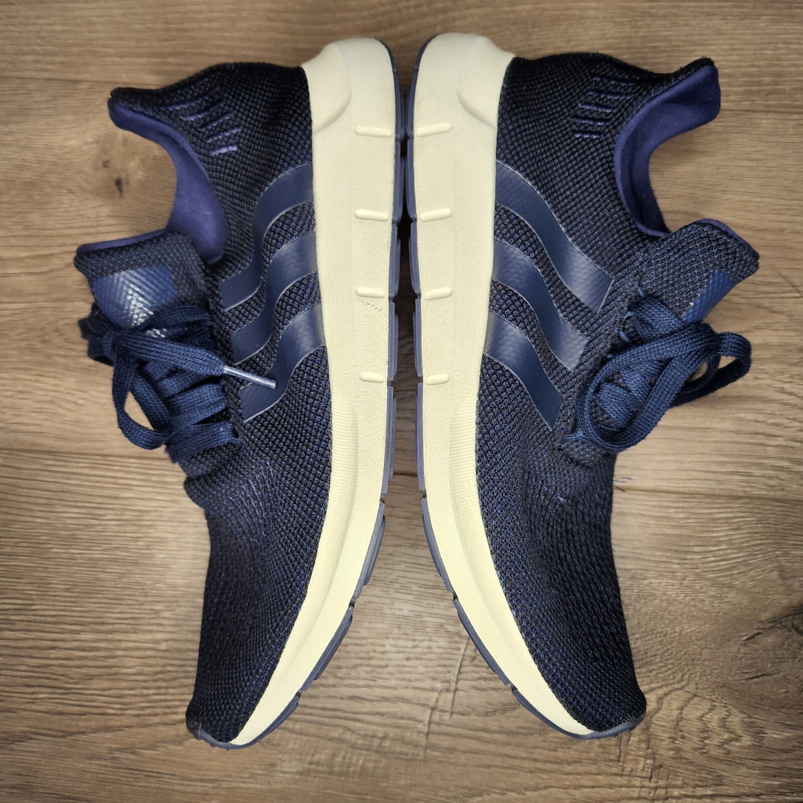 blue swift run adidas