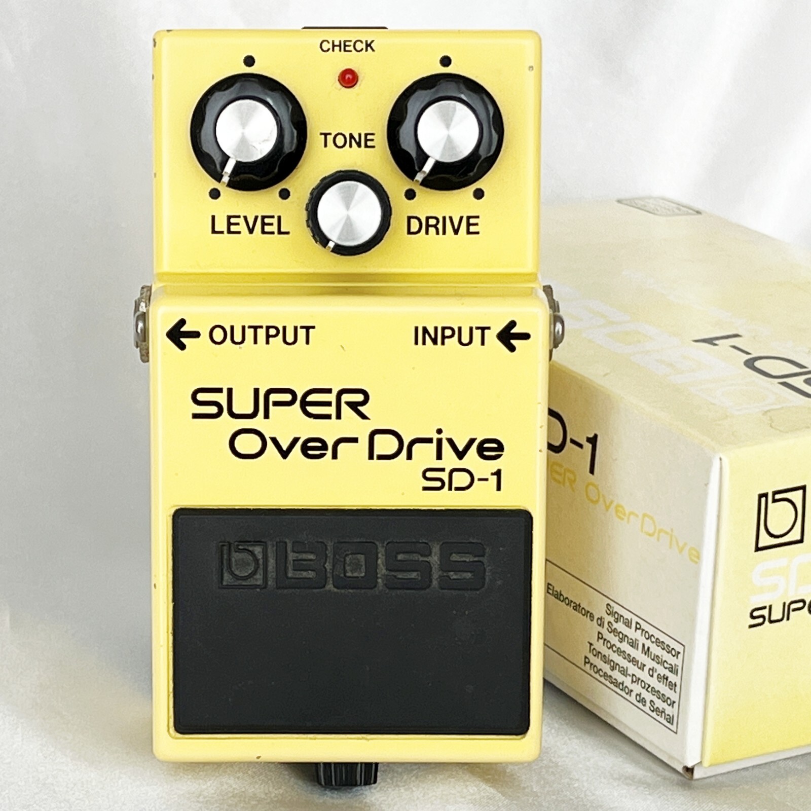 BOSS SD-1 SUPER Over Drive W/Box 2000 Guitar Effect Pedal BOSS SD-1 SUPER Over Drive W/Box 2000 Guitar Effect Pedal