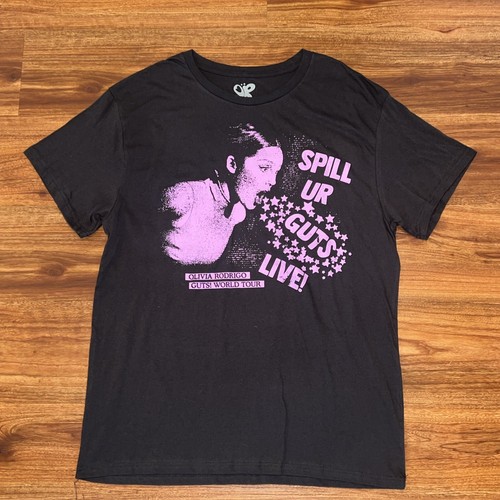 Olivia Rodrigo オリヴィアロドリゴ Guts Tour Tシャツ Olivia Rodrigo Guts World Tour Admat Dateback T-shirt Black