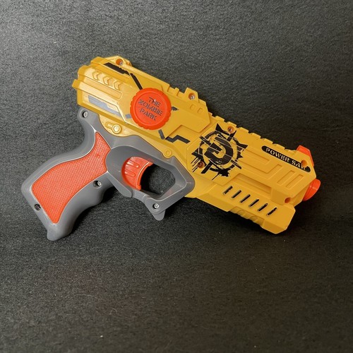 Nerf Zombie Strike トイガン オレンジ/イエロー Nerf Zombie Strike トイガン オレンジ/イエロー $_12.JPG