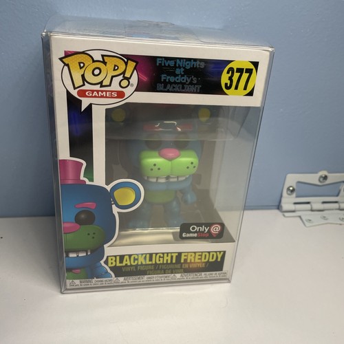 Blacklight Freddy Funko Pop 377 w/ protector- Five Nights at Blacklight Freddy Funko Pop 377 w/ protector- Five Nights at