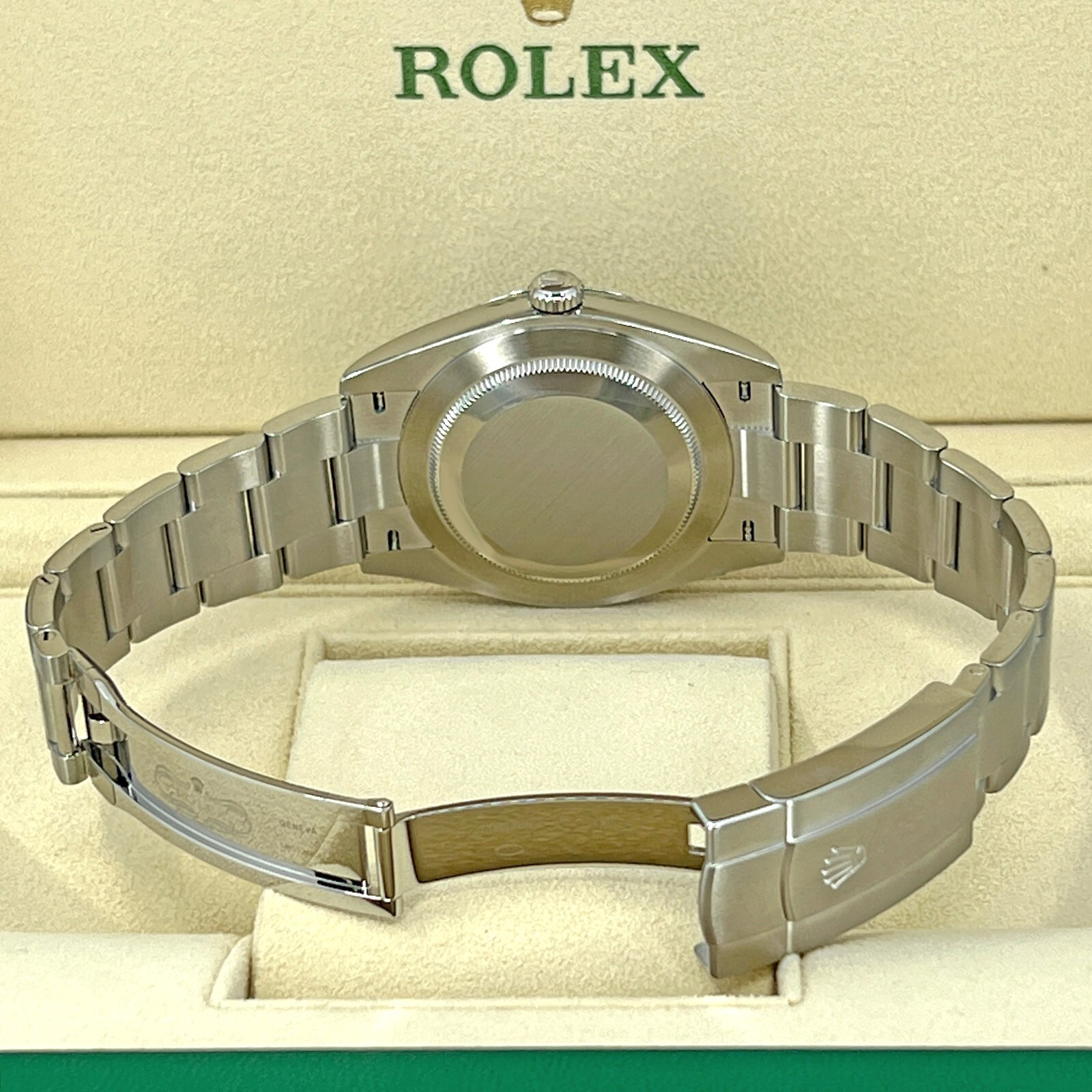 Pre-owned Rolex Oyster Perpetual 41, Black Dial, Ref 124300-0002, Unworn Complete 2023