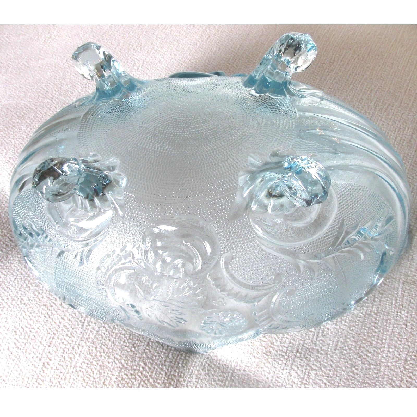 VINTAGE JEANETTE SANDWICH GLASS BOWL COMPOTE PALE BLUE RARE