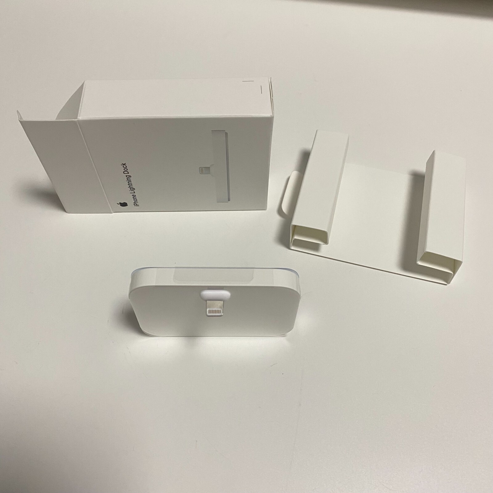 【新品・未開封】Apple iPhone Lightning Dock ホワイト Brand New Genuine Original Apple iPhone Lightning Dock A1605