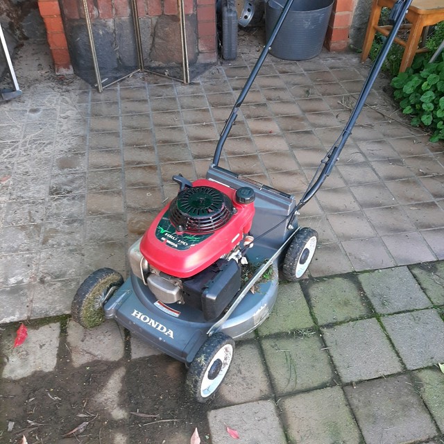 Honda hru19d lawn mower Lawn Mowers Gumtree Australia Belconnen