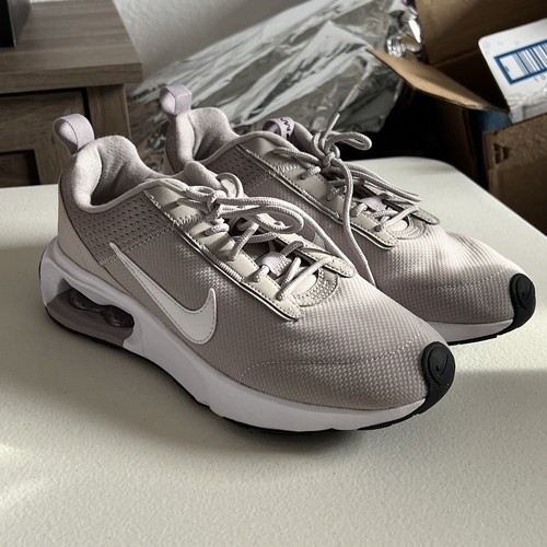 W NIKE AIR MAX INTRLK LITE ナイキ　26㎝ Amazon.com | NIKE Women's Air Max Intrlk Lite Sneaker, Black