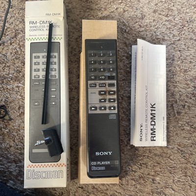 1986 Rm-dm1k Wireless Remote Control Kit , Remote , And Discman Parts 