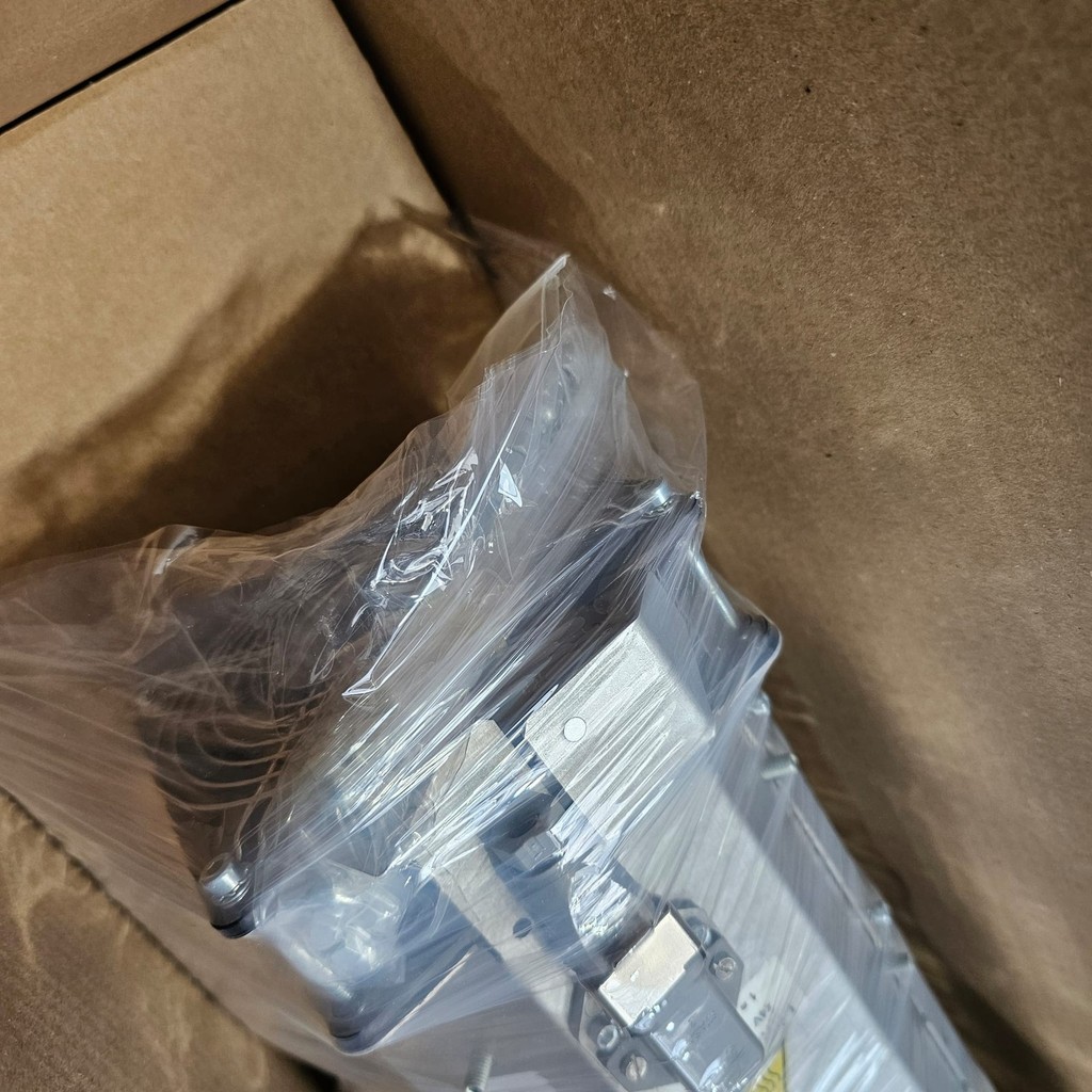 Schneider Electric LUFTERHAUBE SH100 GR.4 24V 19856278 FAN — 4