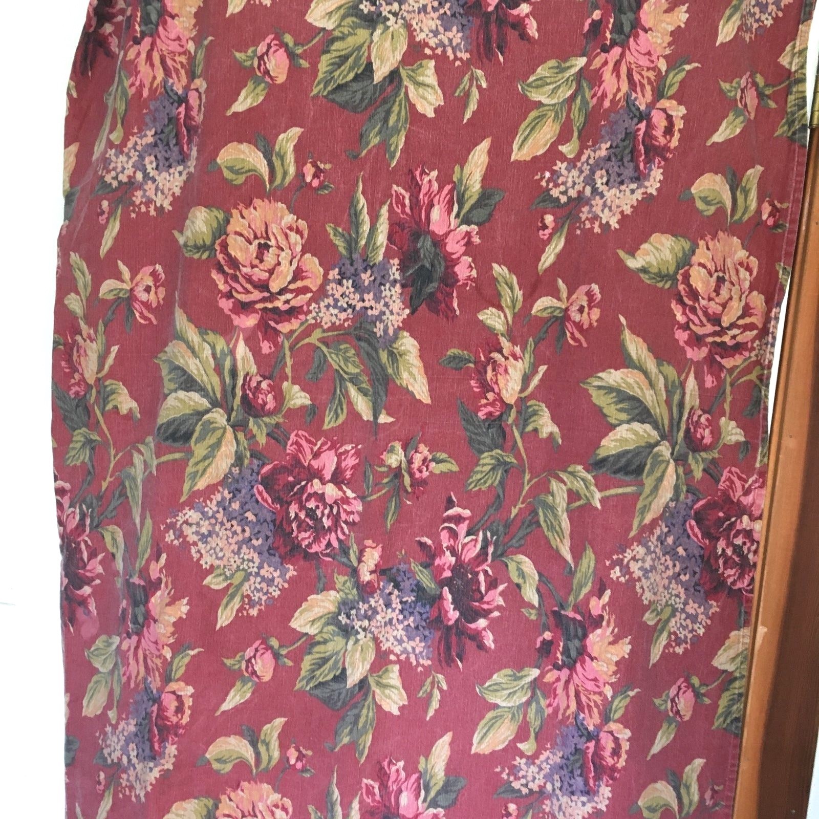 Vintage table cloth material fabric craft sewing 1940's style large flowers