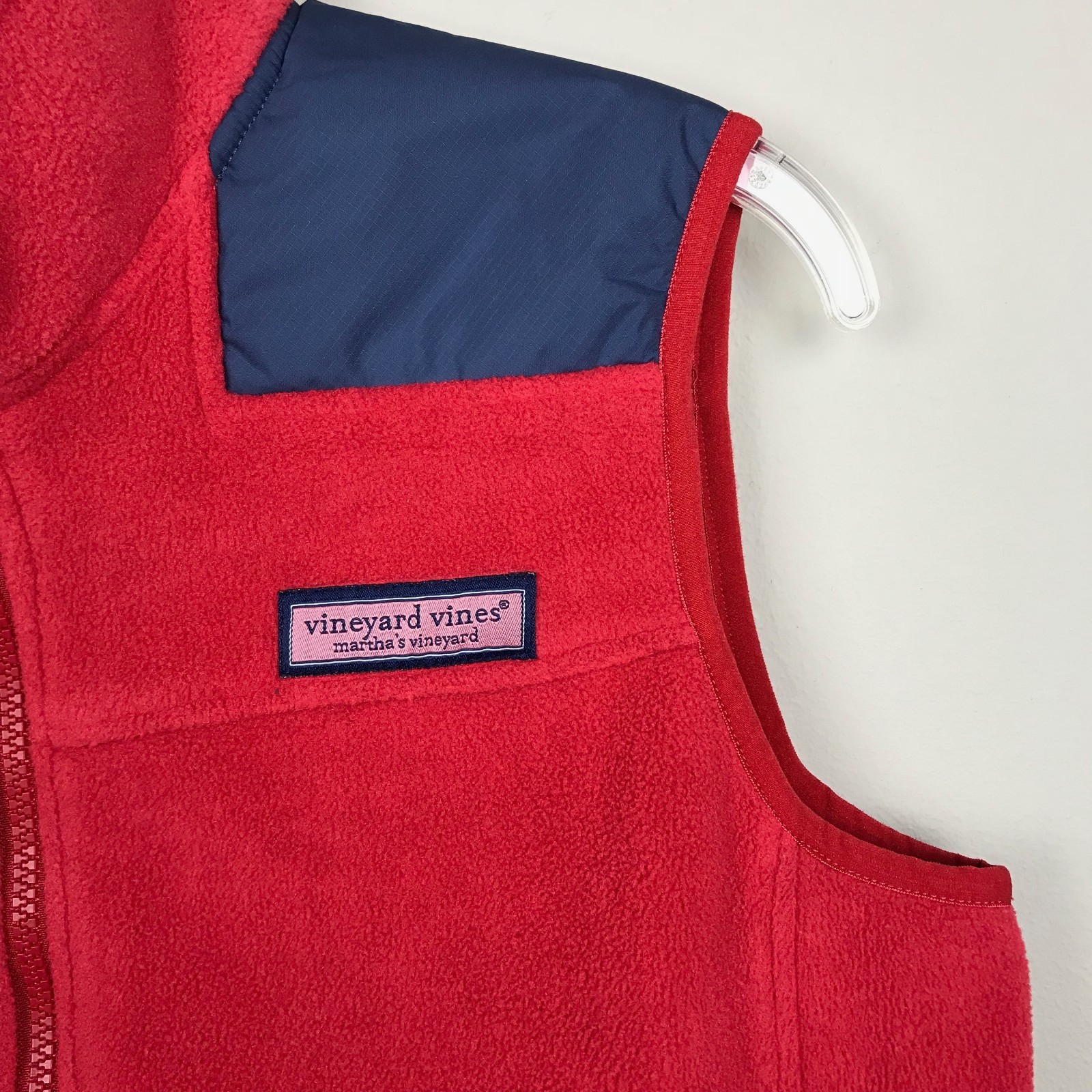 Vineyard Vines Boy's Size XL 20 Flag Patch Fleece Polyester Vest Red Navy Blue