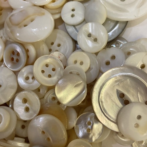 Vintage Lot 6 Oz MOP buttons Cleaned Oiled FREE SHIP Crafting