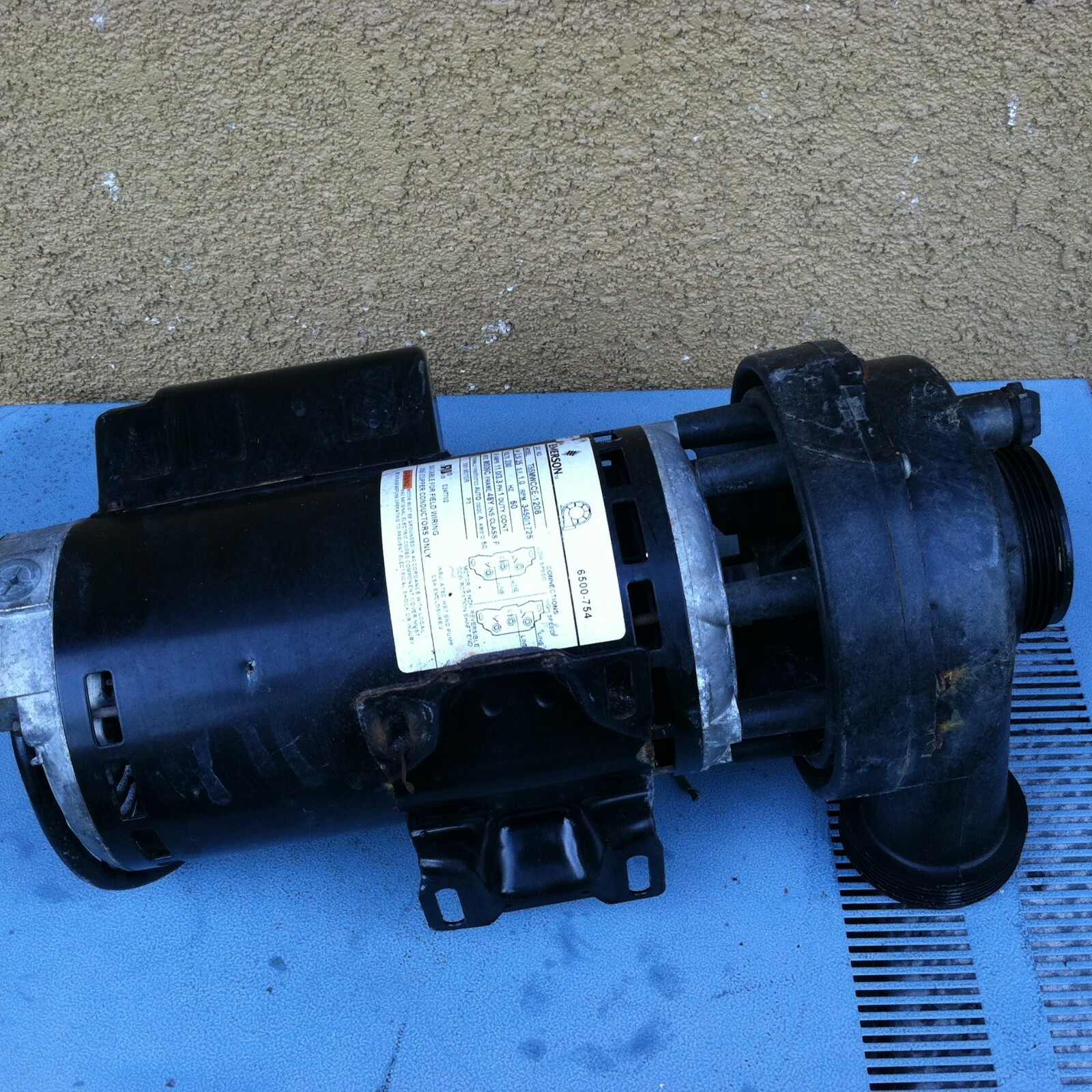 EMERSON Spa/hot tube Pump T55SMWCCE-1208 230v, 2.5HP, 3450/1725RPM