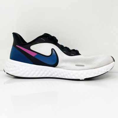

Кроссовки Nike Womens Revolution 5 BQ3207-102 белые кроссовки размер 7,5, Белый, Revolution 5