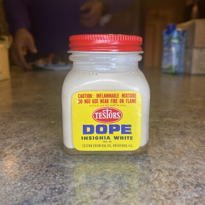 Vintage Testors insignia White DOPE No.24 1/4 Pint
