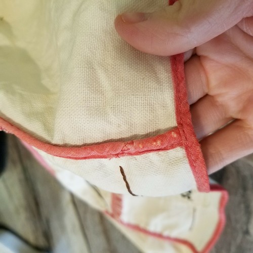 Vintage ‘60’s Hand Embroidered Toaster Cover 2 Slice Cream with Sugar Spice font