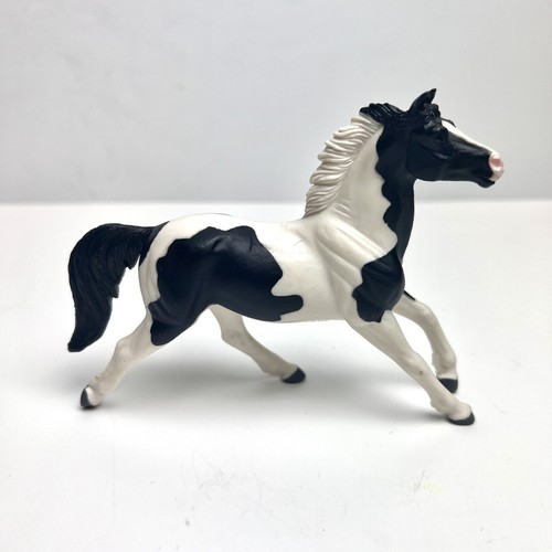 洋書 MUSTANG The Racing Thoroughbred sddefault.jpg