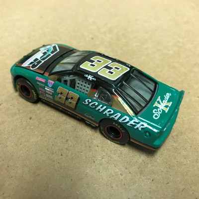 Green #33 Race Stock Car Pinnacle Limited Edition Loose Diecast Car HA