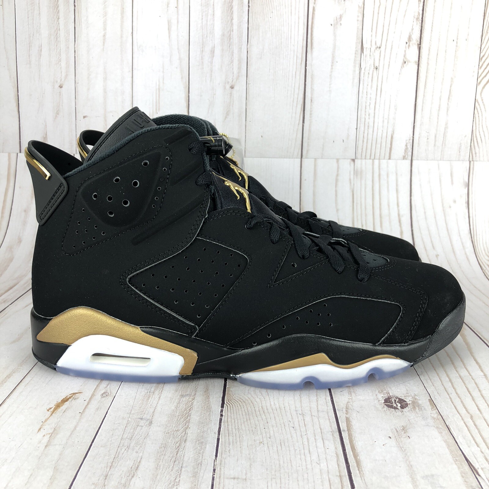 jordans retro 6 black and gold