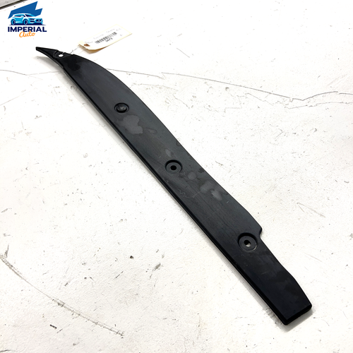 Porsche Cayenne Front Right Side Fender Rearward Insulator Seal OEM 2011-2017