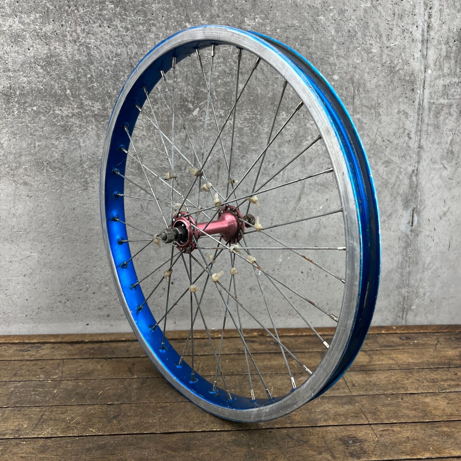 Araya Front Wheel Blue Old School BMX Shimano Red Hub 20 x Araya Front Wheel Blue Old School BMX Shimano Red Hub 20 x