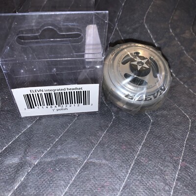 Elevn Integrated Headset 1  SILVER