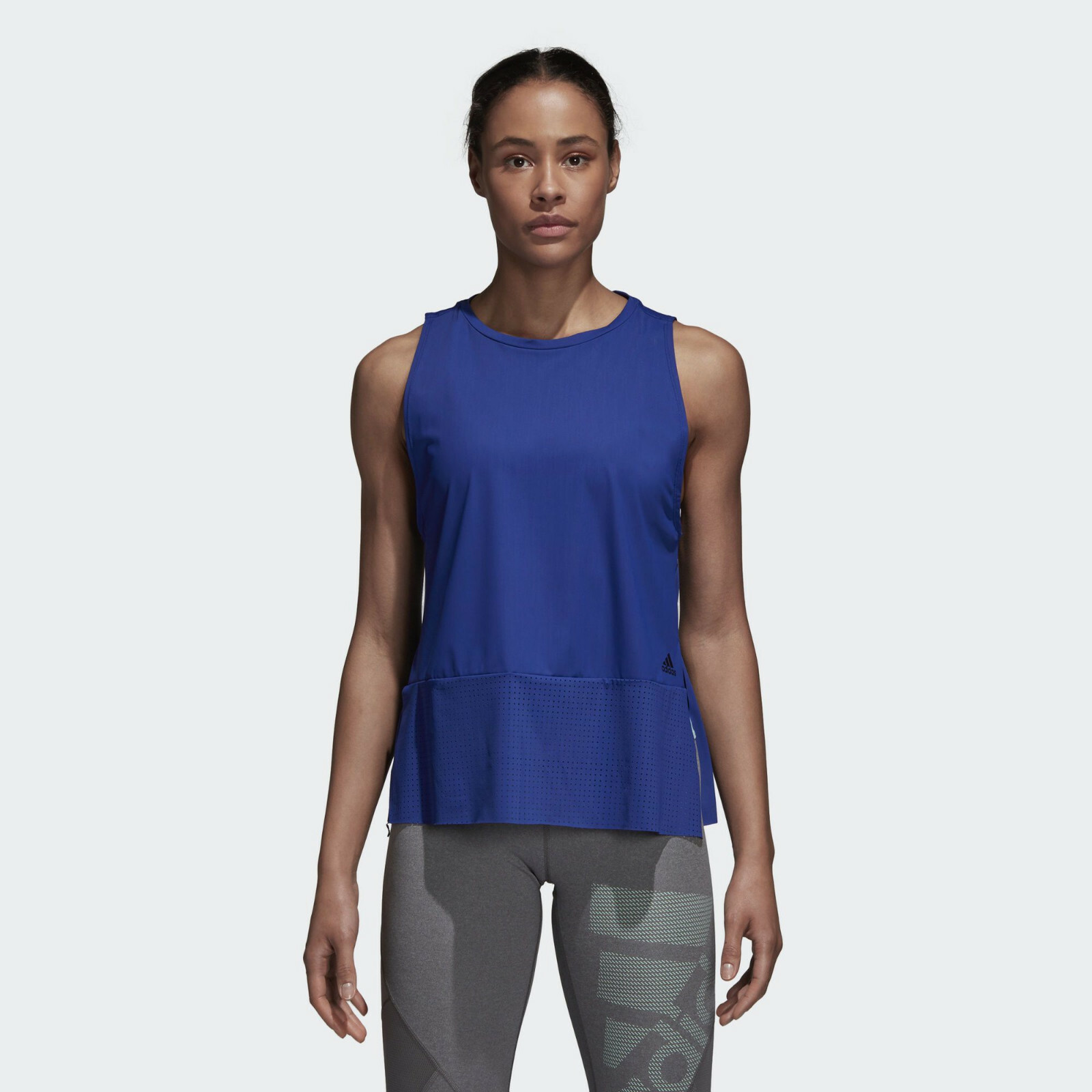 

Adidas Top Tech Tank Top Женская черно-белая спортивная одежда Футболки для активного отдыха, Синий