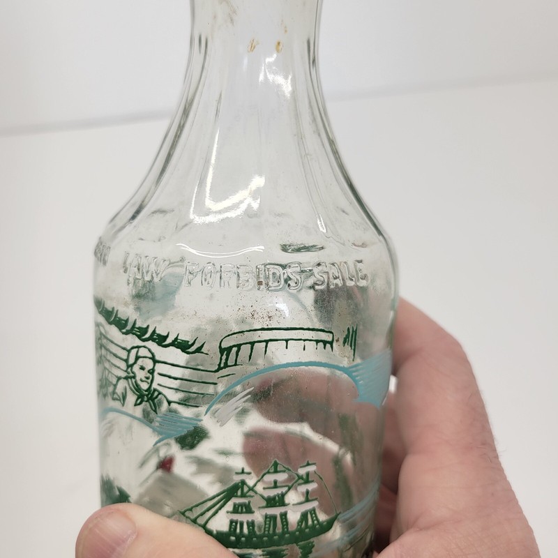 Vintage Captain Morgan Pirate Island Rum Bottle Decanter