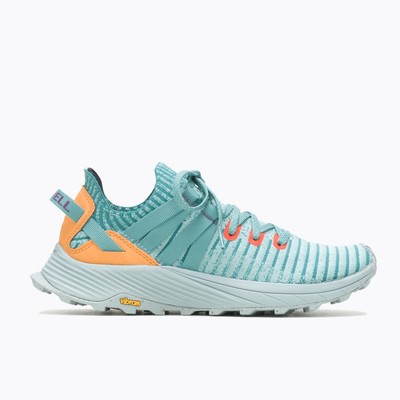 Женские кроссовки Merrell с кружевными вставками