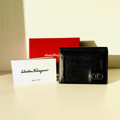 ★FERRAGAMO★ ID Gancini Card Holder Black Ferragamo Red 66A FERRAGAMO Black/ Red Gancini Credit Card Holder Made In