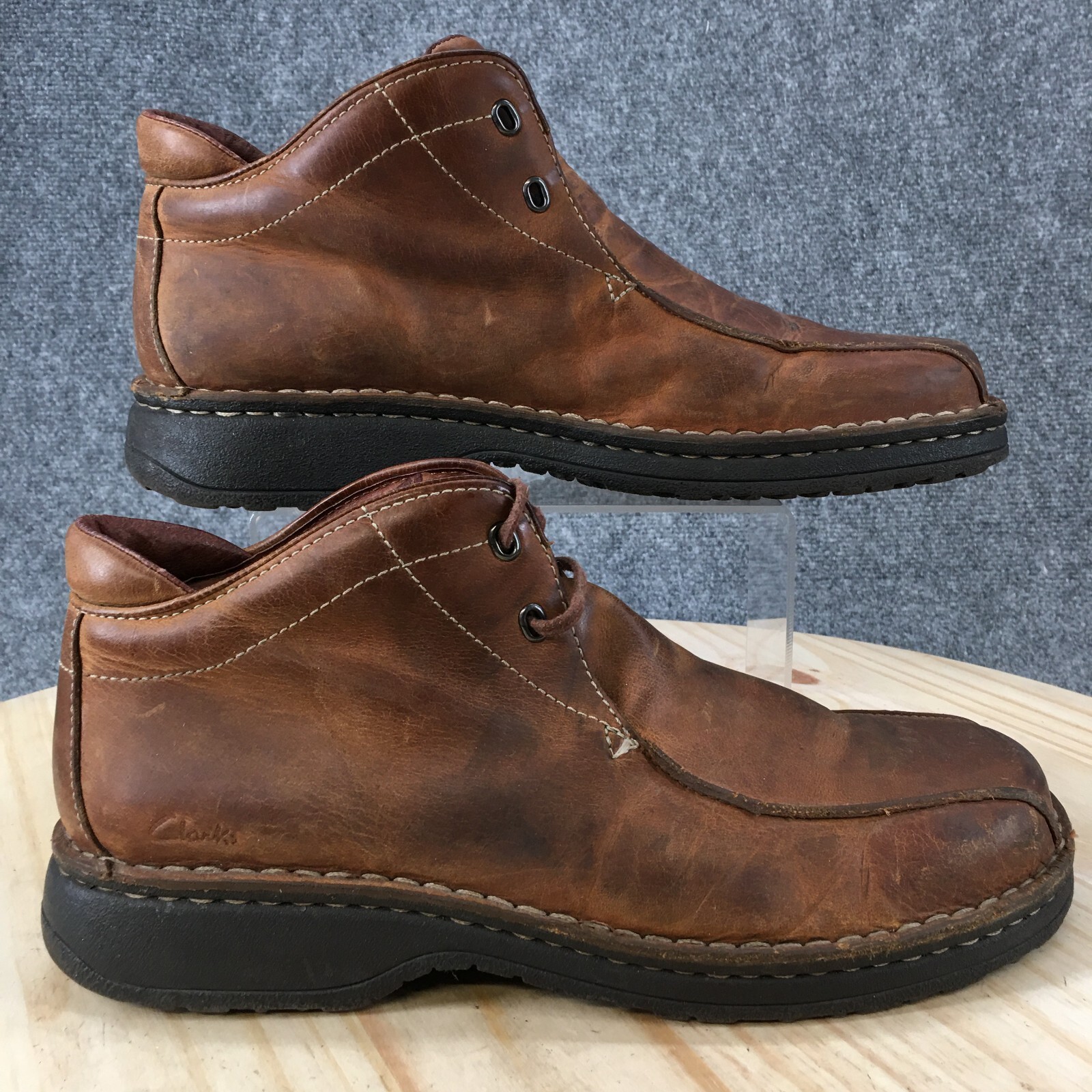clarks boots brown