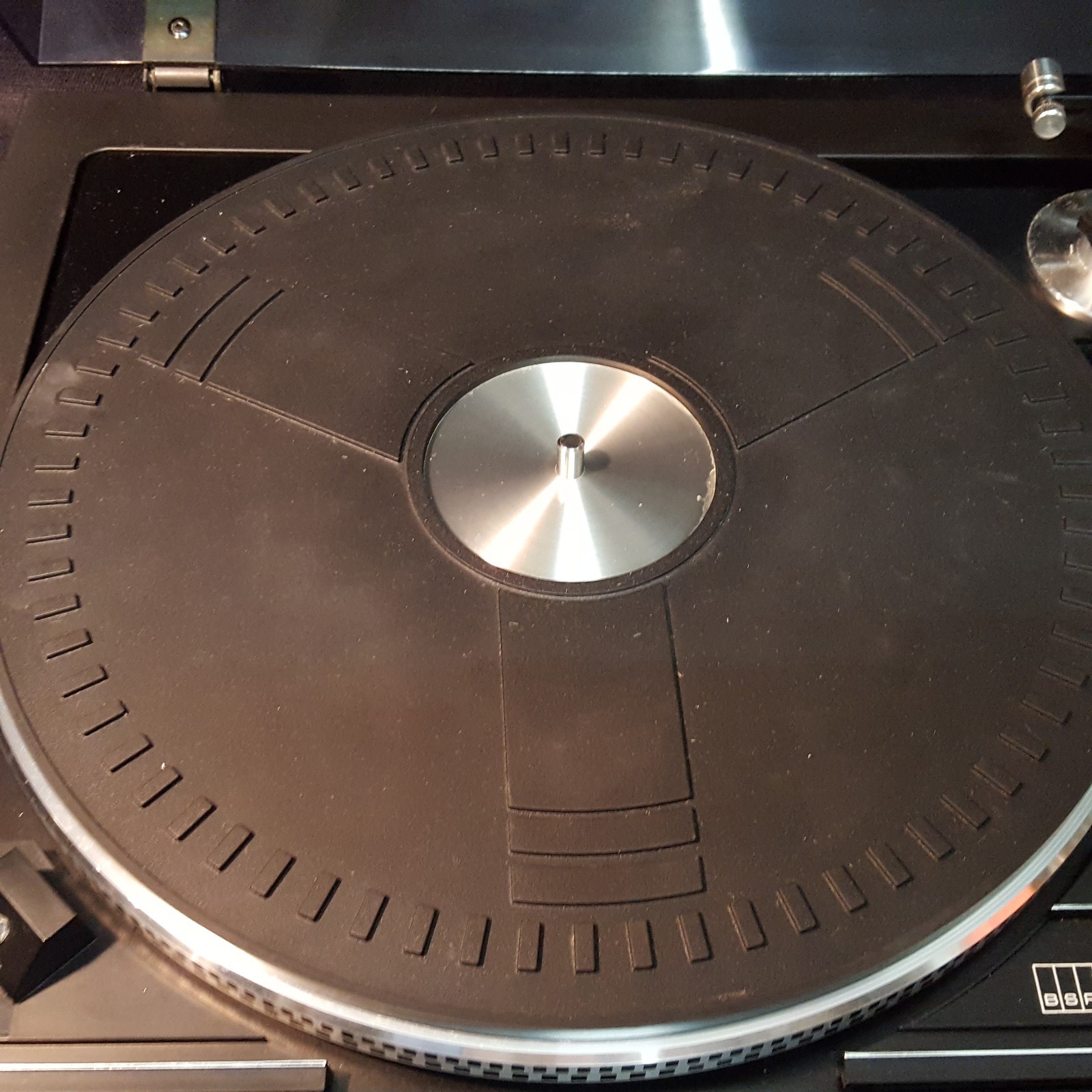 VINTAGE BSA QUANTA 500 Belt Drive / Electronic Speed Control Turntable