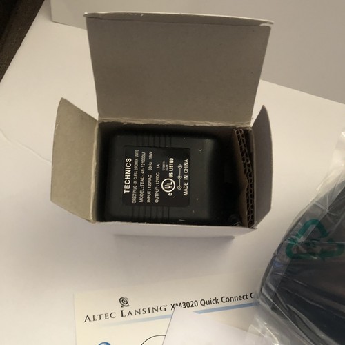 Altec Lansing XM3020 Docking/Speaker System for Delphi XM2GO Myfi Tao