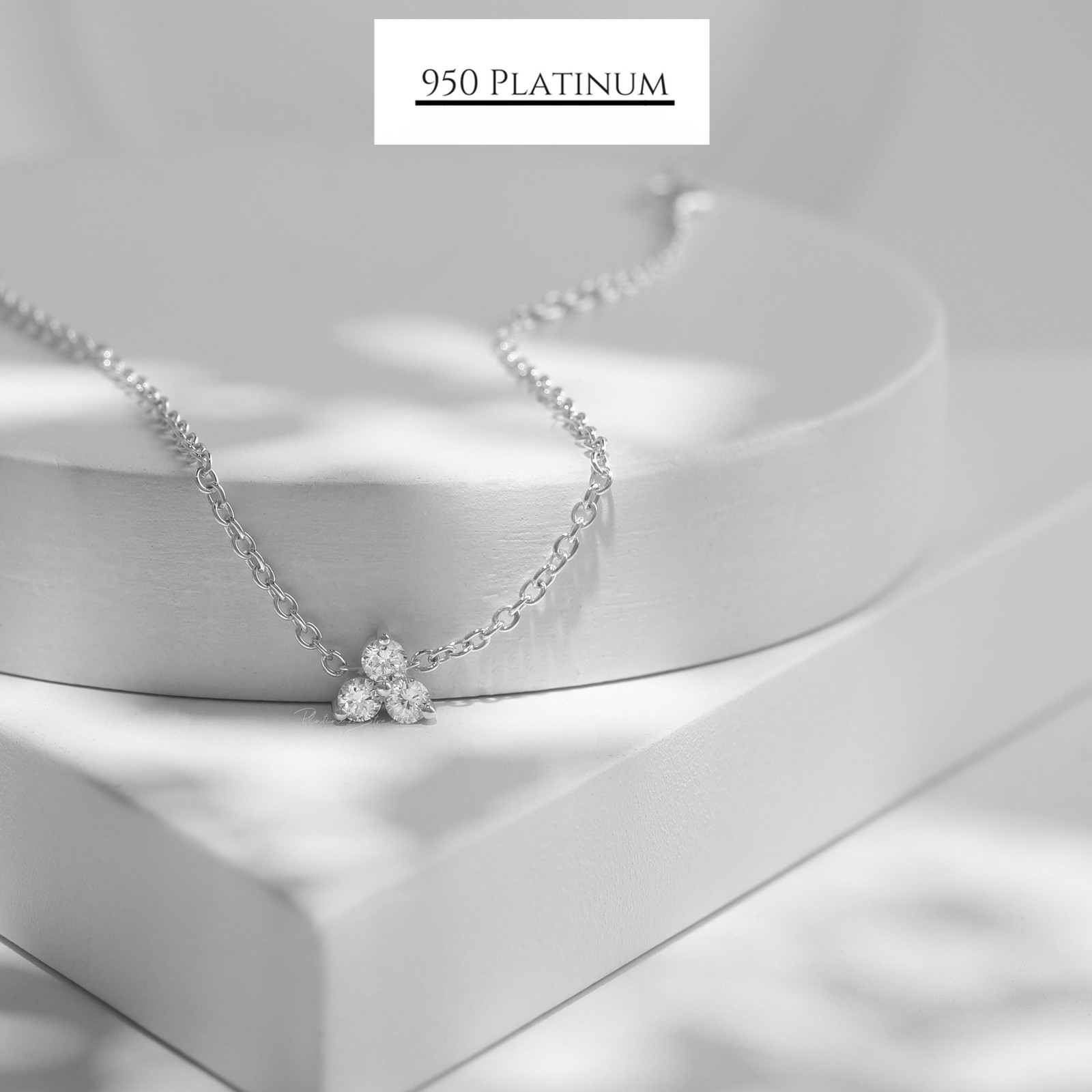 950 Platinum Natural Three Diamond Floral Chain Bracelet-International Women’s D