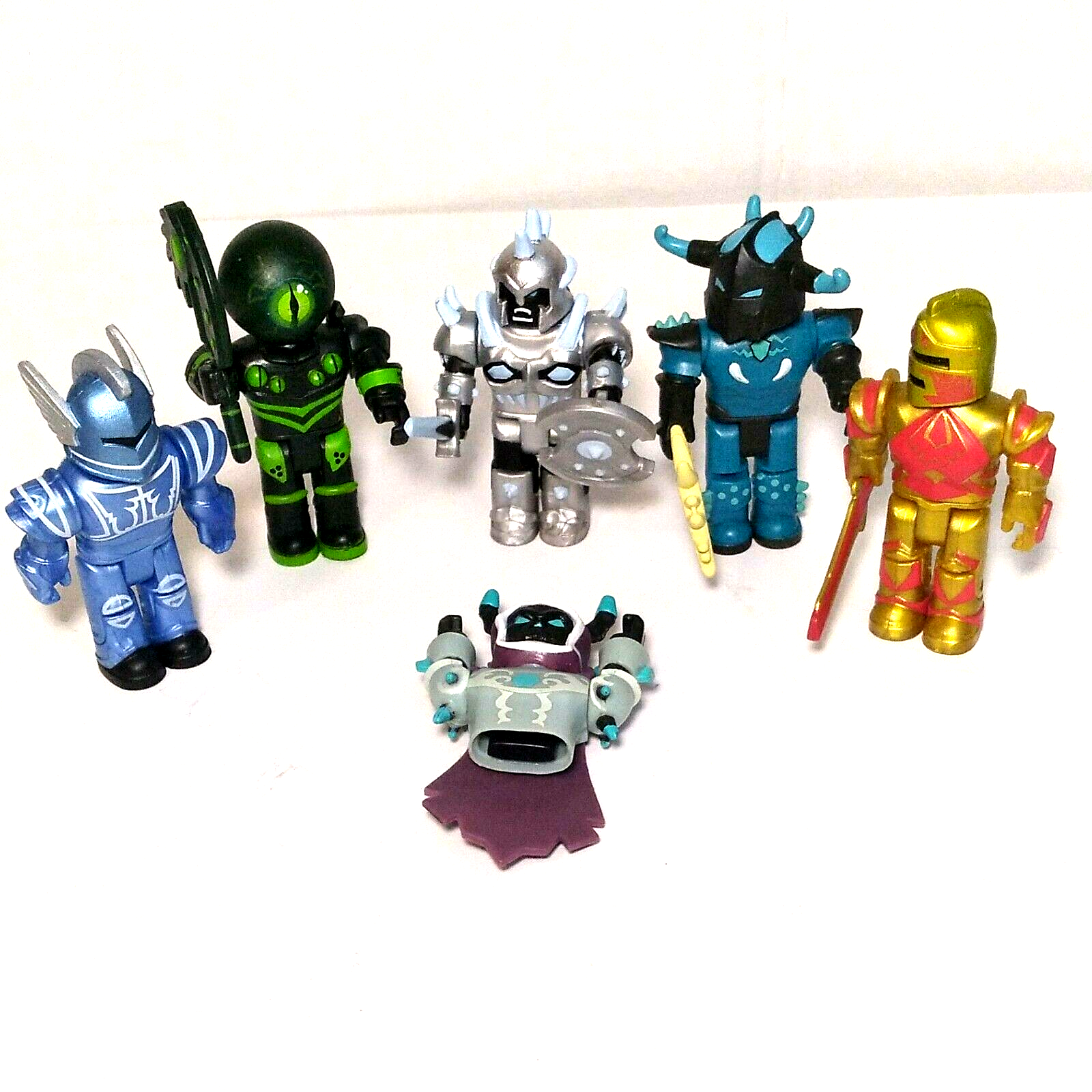 ROBLOX SERIES 1 FIGURE LOT OF 4AND A PARTIALOVERSEER ECT