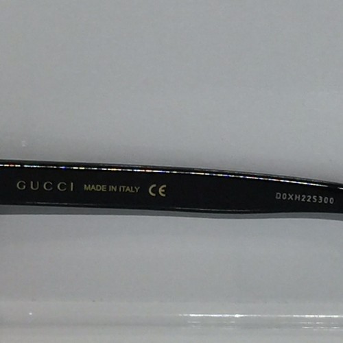 Pre-owned Gucci Gg0632sa 001 Black Plastic Woman Sunglasses