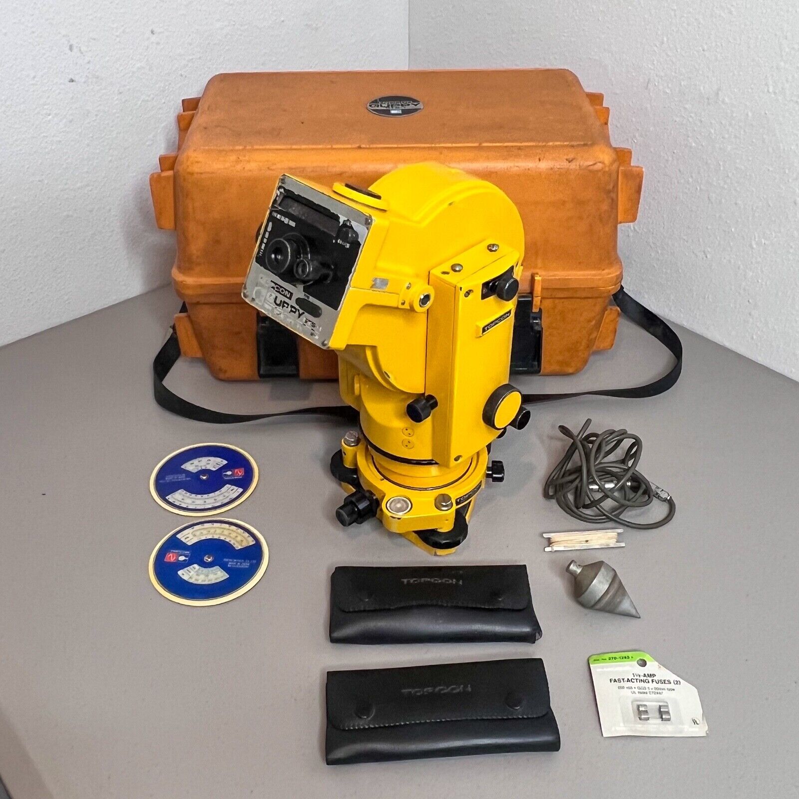 TOPCON Guppy GTS-1 Survey Station W/ Case Free Shipping TOPCON Guppy GTS-1 Survey Station W/ Case Free Shipping