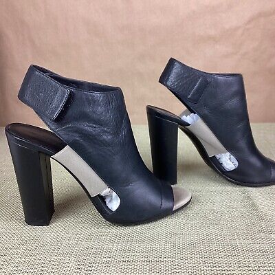 VINCE Black Leather Peep Toe Heels Booties Chunky Ultra Shoe Italy Made Size 8M