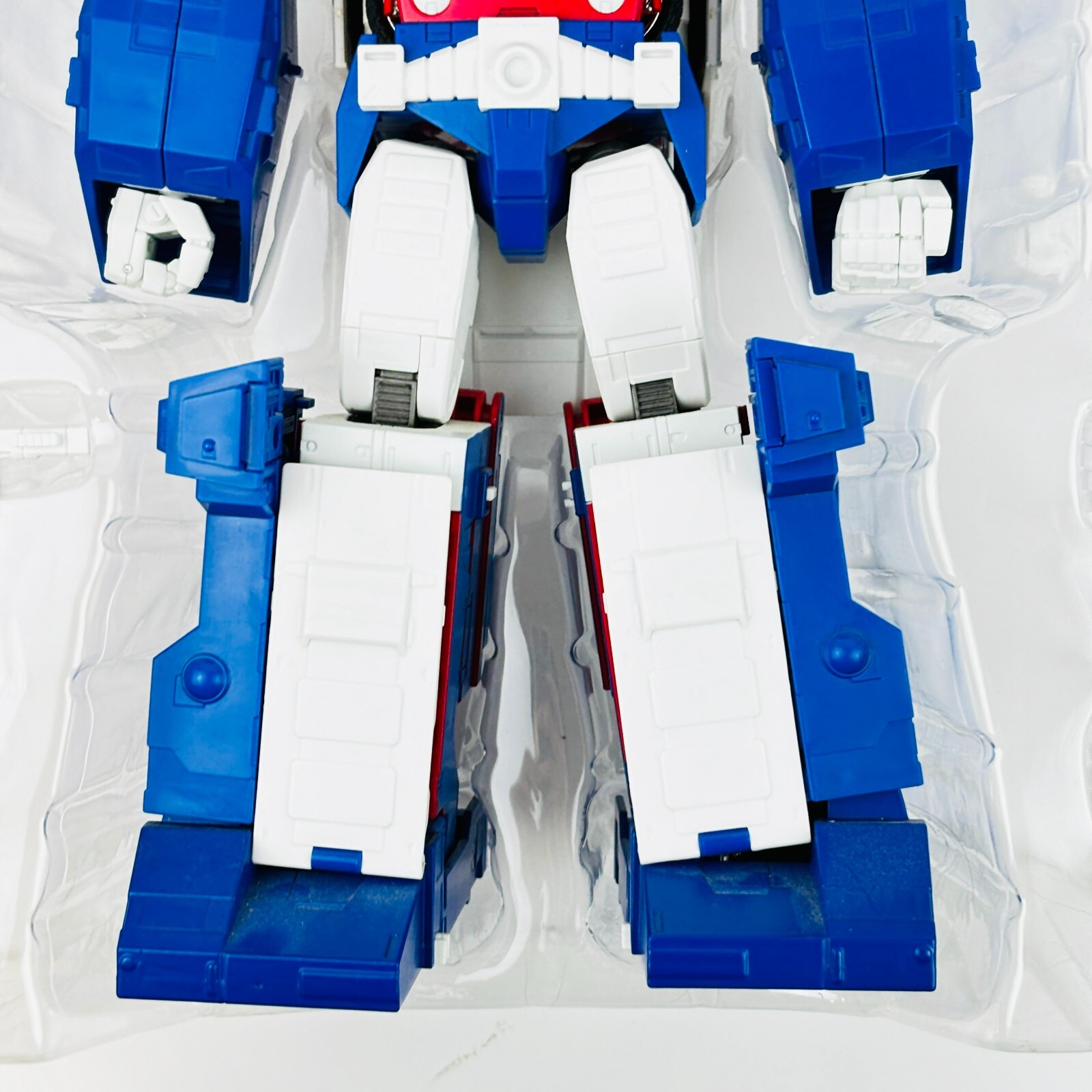 Takara Tomy Transformers Masterpiece MP-22 Ultra Magnus Takara Tomy Transformers Masterpiece MP-22 Ultra Magnus