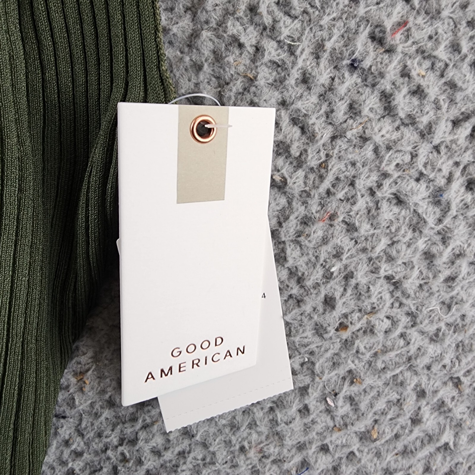Good American Shine Ribbed Tank Top Women's M Fatigue Deep V-Neck Sleeveless - Picture 6 of 13