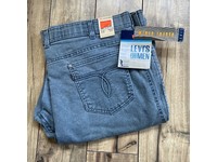 levis 46x32