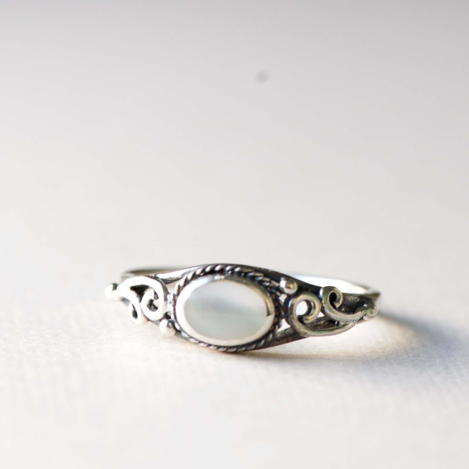 ★送料・関税込★VINTAGE HOLLYWOOD★Ring Pearl Earrin.g★ 61-4poiLc4L._UF350,350_QL80_.jpg