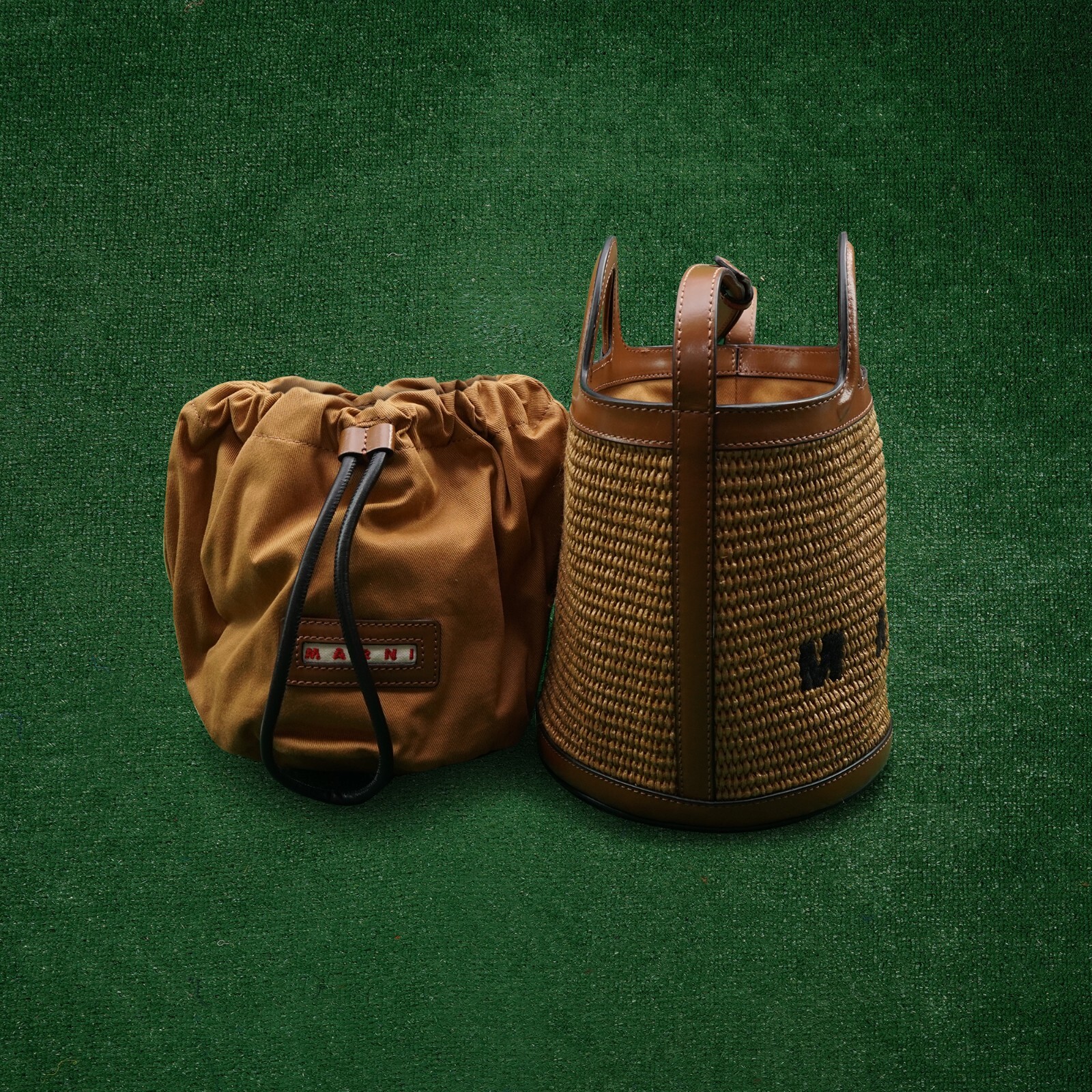 【送料&関税込】Marni Tropicalia Small Bucket Bag 24309221_54397511_1000.jpg