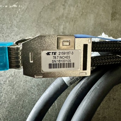Mini-SAS high density to mini-SAS External Cable 2m / 78.7'' - 2159187-3 HP LTO