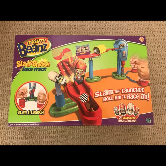 mighty beanz slam and smash race track