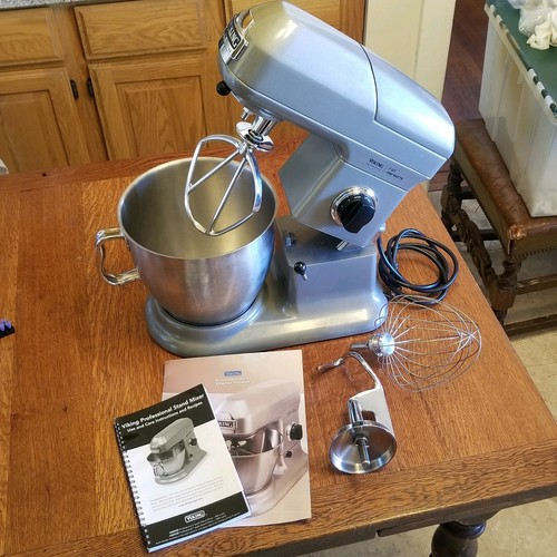 Viking Professional 7 Qt 1000W VSM700 Mixer With Attachments And User Guide