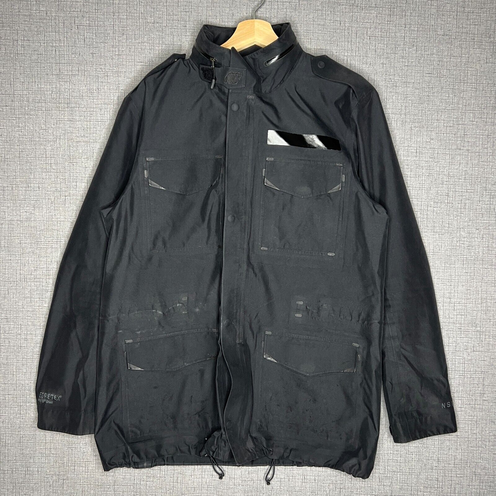 Nike Sportswear Zizo Jacket Men's M Black NSW Gore-Tex Nike Sportswear Zizo Jacket Men's M Black NSW Gore-Tex