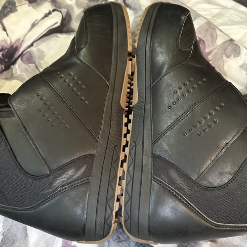 Nice Salomon Launch Size 11.5 USA Black Snowboard Boots Contagrip Ortholite