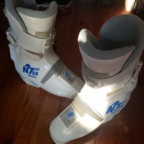 NORDICA N755 Vintage Alpine Ski Boots - Size 24.5 (Men 6.5
