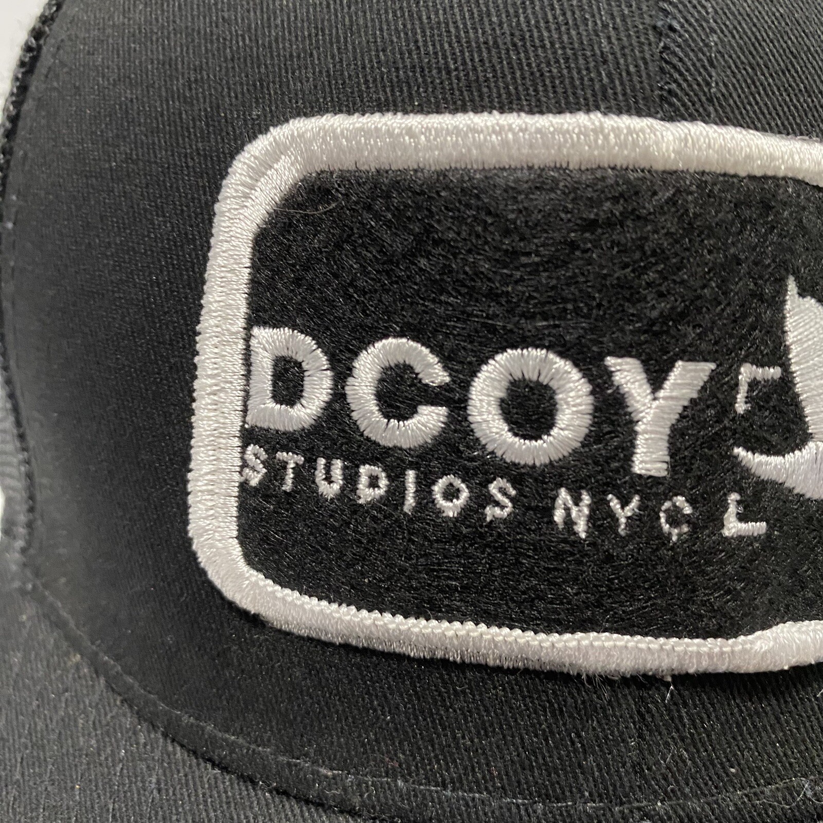 NYC Hat Dcoy Studios NYC Mesh Snapback Cap Black KV Sports Preowned-HAS FLAWS